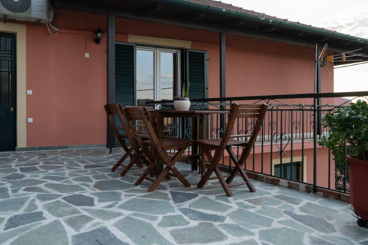 Coralli Pentati 1 "Dimitris Apartments" 外观 照片